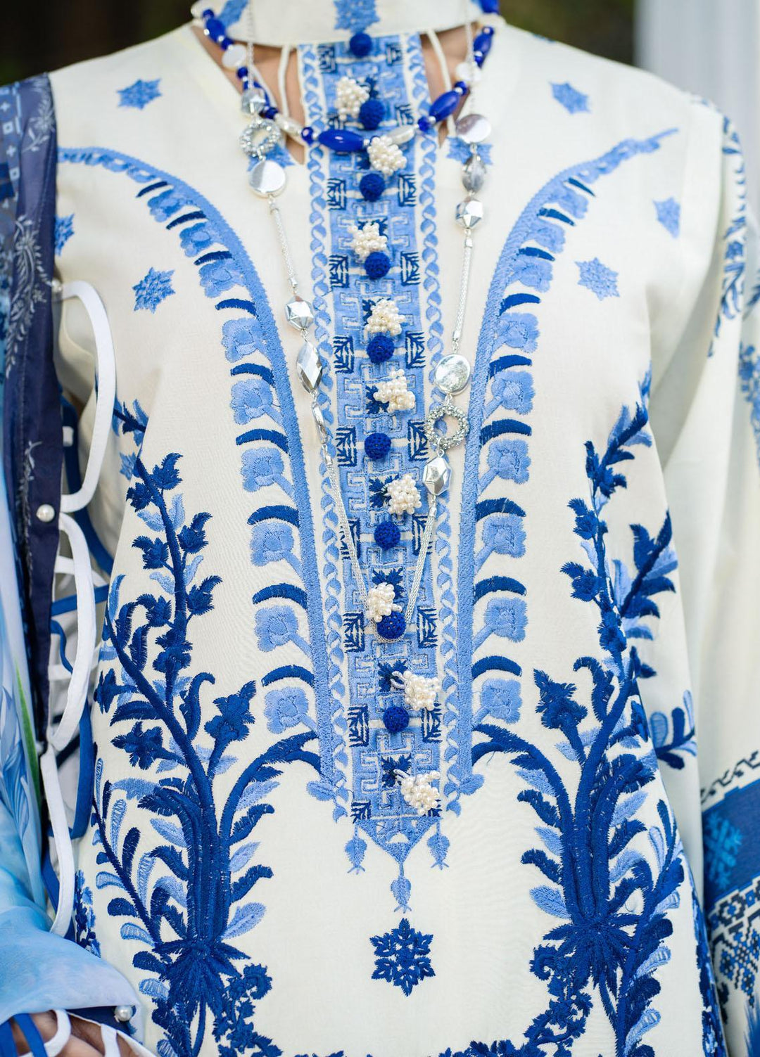 HemStitch Pret Embroidered Lawn 3 Piece HS22S HL-001 AMAYA