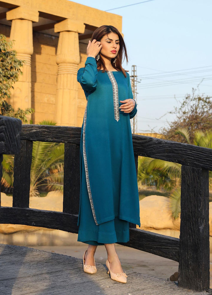 Hina Hassan Studio Casual Pret  Viscose 2 Piece Dress Paradise Blue W02B0223