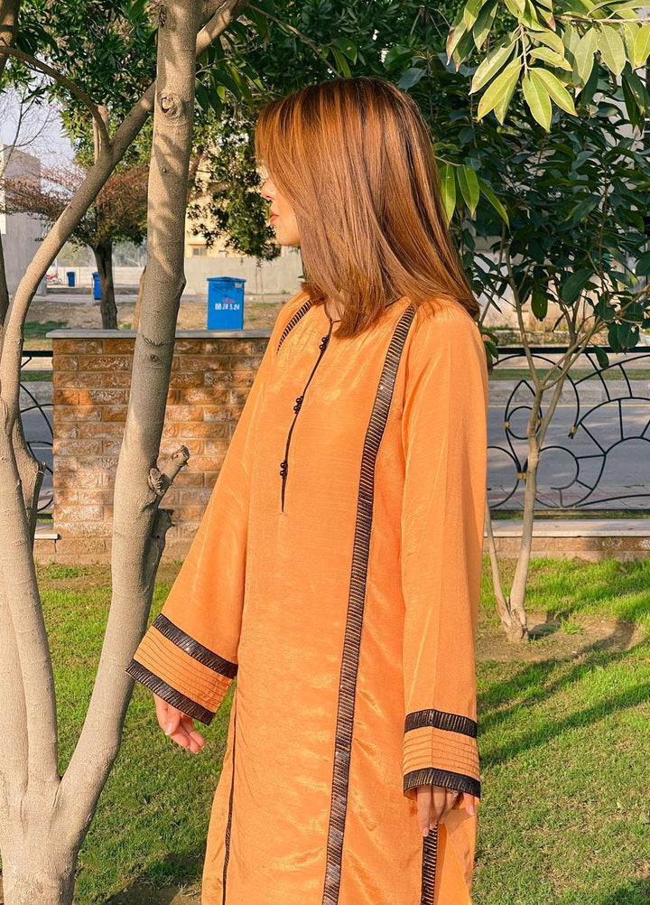 Hina Hassan Studio Pret  Raw Silk 2 Piece Suit HH22BE Cadmium Orange