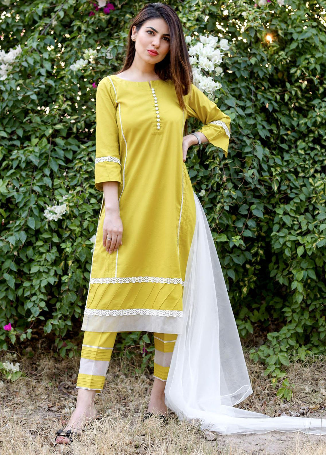 Hina Hassan Studio Pret  Lawn 3 Piece Suit HH22BE Chartreuse