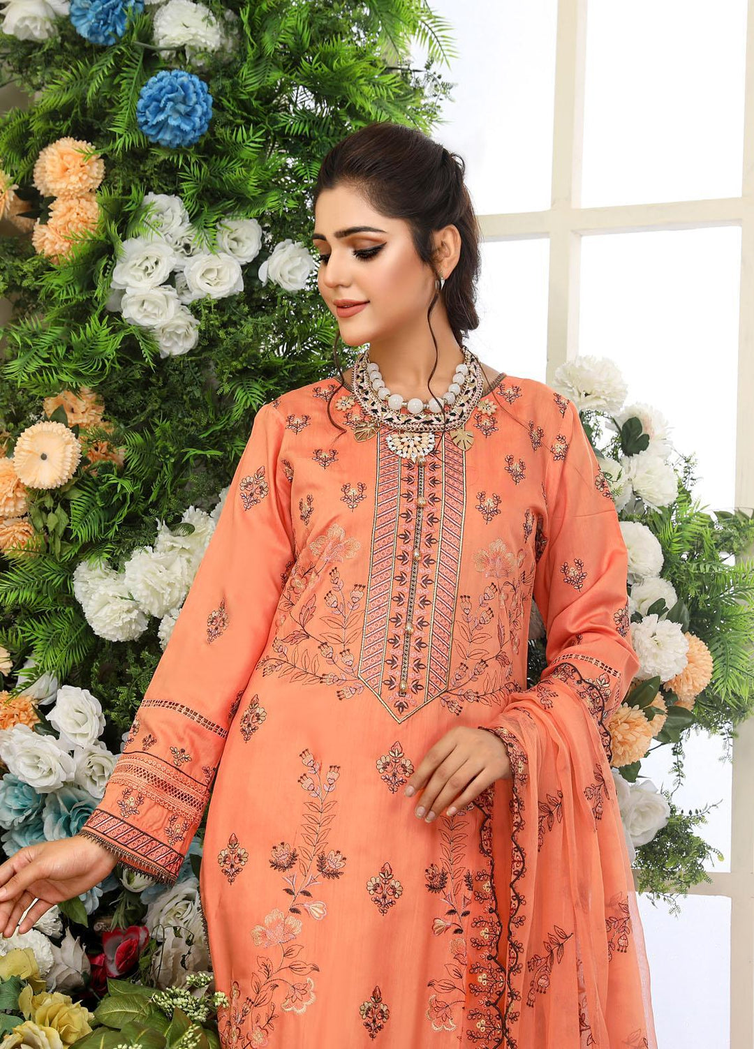 Hues by Humdum Embroidered Viscose Suits Unstitched 3 Piece HD22H 05 - Winter Collection