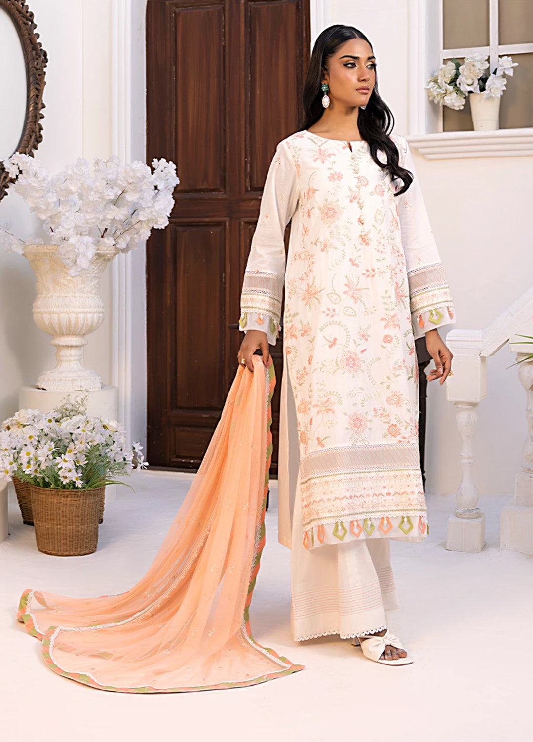 Husn-e-Bahar by Salitex Embroidered Lawn Suits Unstitched 3 Piece SSW6U3P095UT - Summer Collection