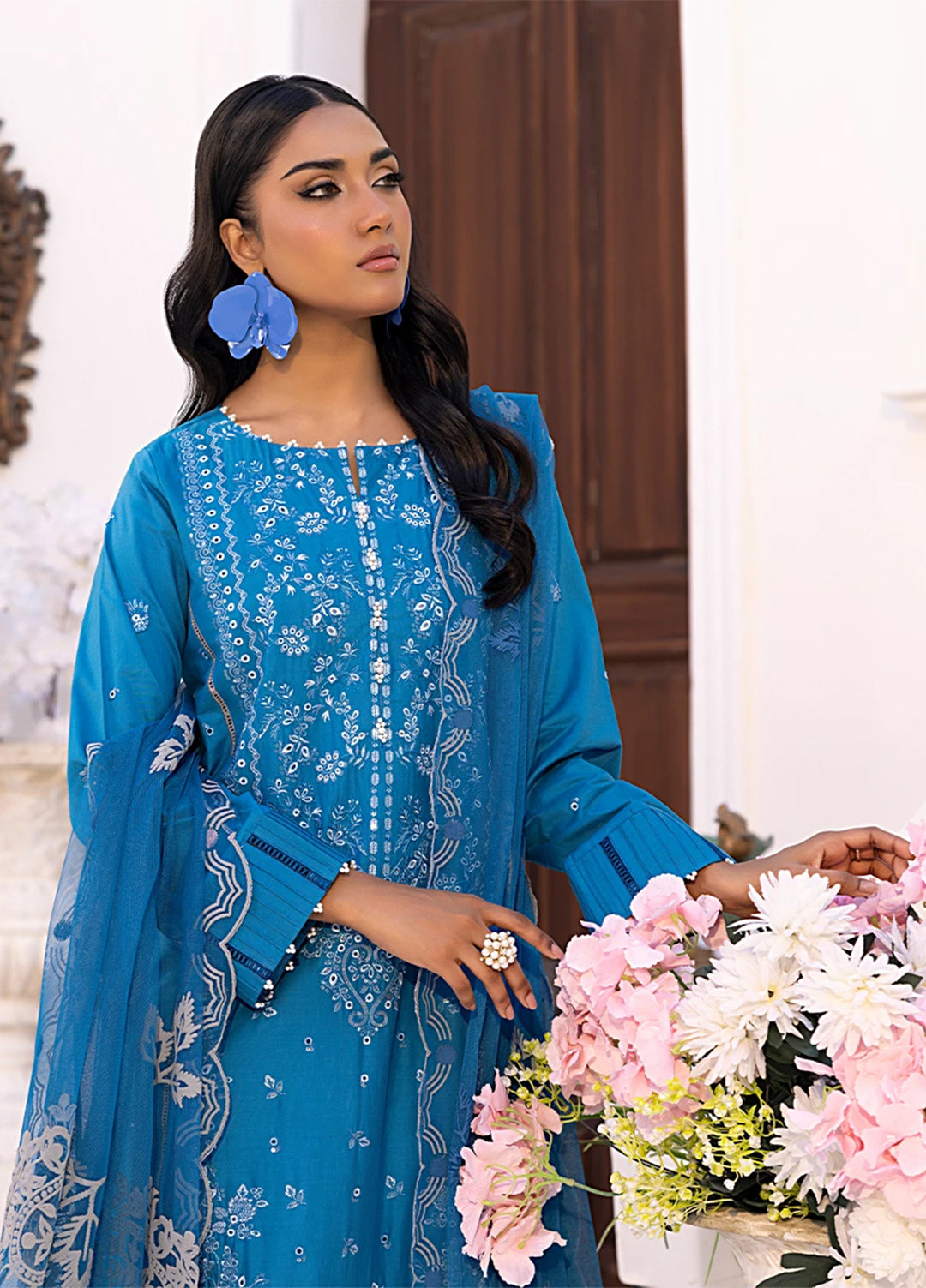 Husn-e-Bahar by Salitex Embroidered Lawn Suits Unstitched 3 Piece SSW6U3P099UT - Summer Collection