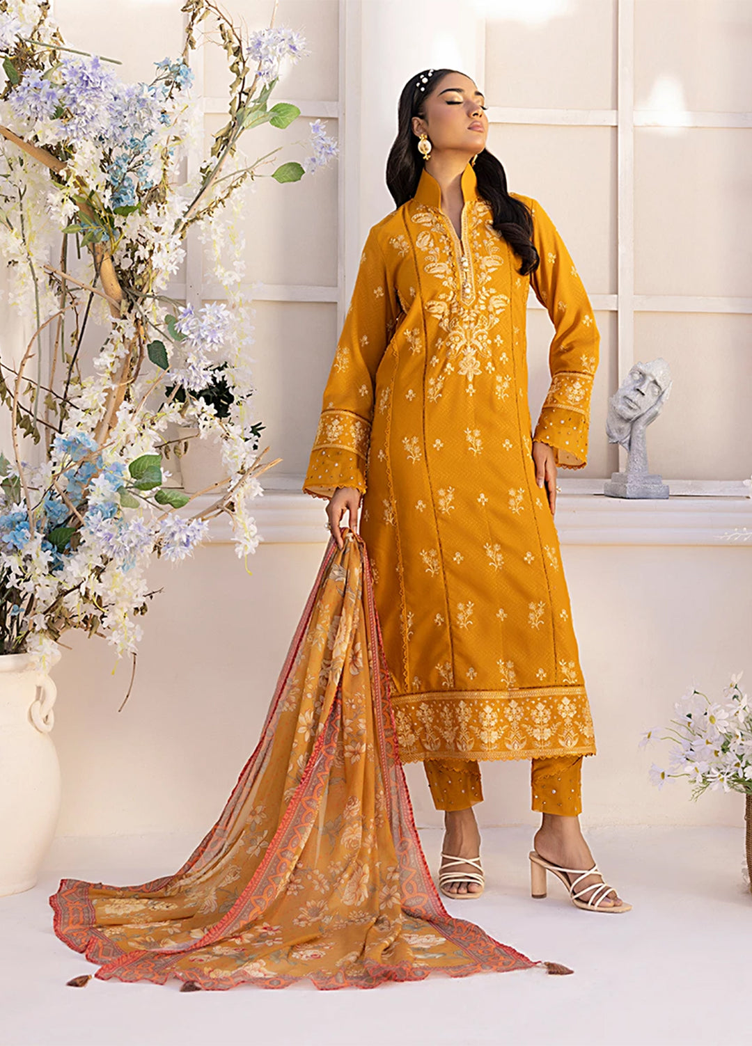 Husn-e-Bahar by Salitex Embroidered Lawn Suits Unstitched 3 Piece SSW6U3P112UT - Summer Collection