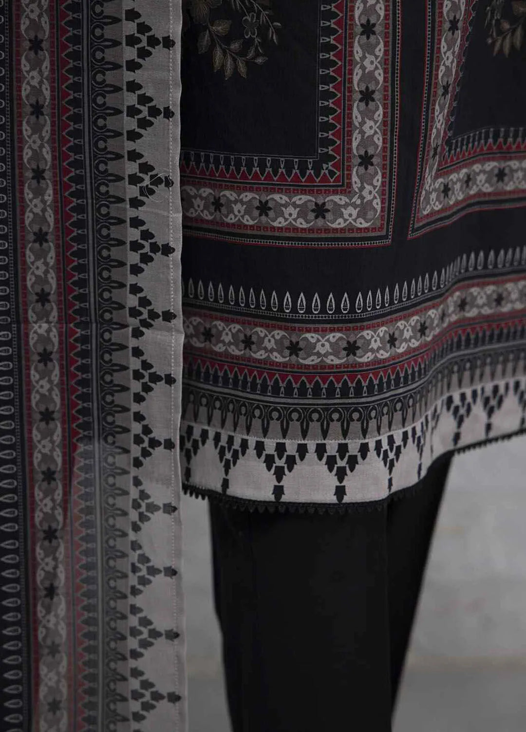 Hz Textiles Printed Lawn Suits Unstitched 3 Piece HZ25PS PPC-208 - Summer Collection
