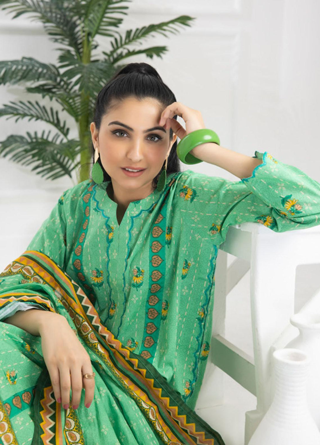 Identic Separates By Regalia Textiles Printed Lawn Suits Unstitched 3 Piece RGT23I-V6 D-08 - Summer Collection