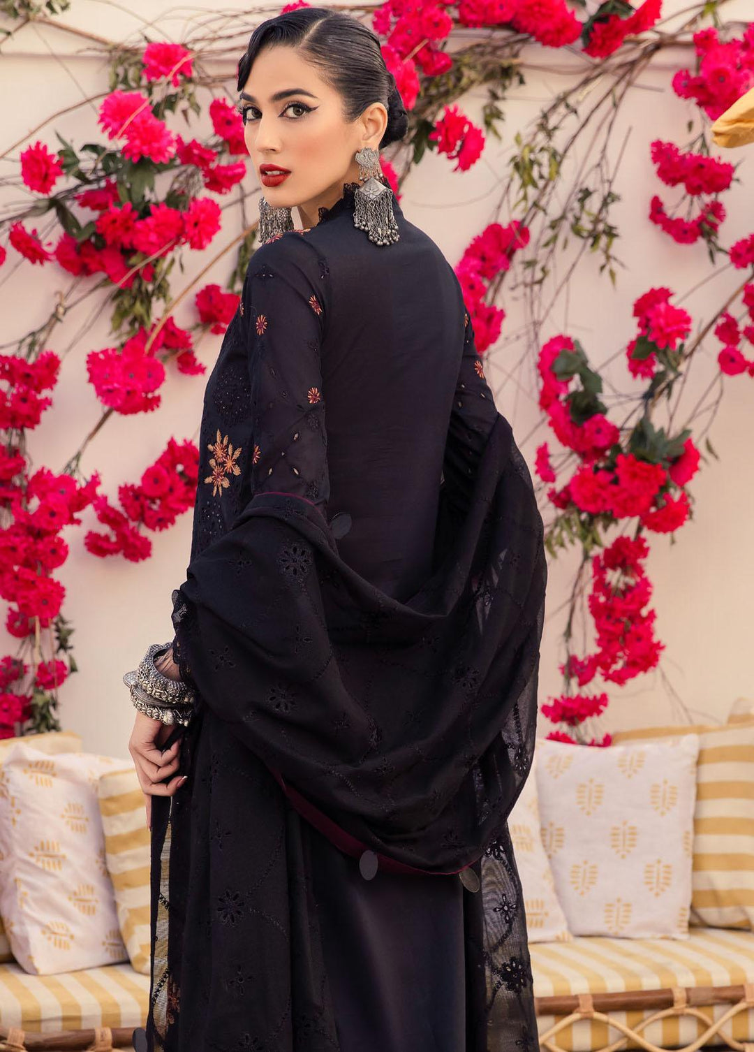 Ilara By Iznik Embroidered Lawn Suits Unstitched 3 Piece IZ23I IL-05 Debora - Spring / Summer Collection