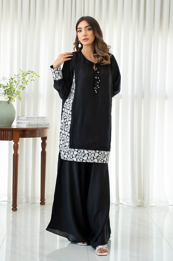 Liyaana From Nizka By Nida Rehan RTW Embroidered Silk Blend 2 Piece Suit Noir Jardin - Festive Collection