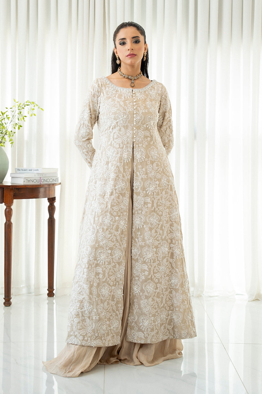 Liyaana From Nizka By Nida Rehan RTW Embroidered Pure Heavy Silk 3 Piece Suit Moonlit Ivory - Festive Collection
