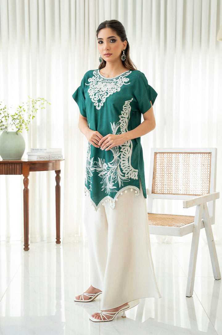 Liyaana From Nizka By Nida Rehan RTW Embroidered Raw Silk 2 Piece Suit Azure Crest - Festive Collection