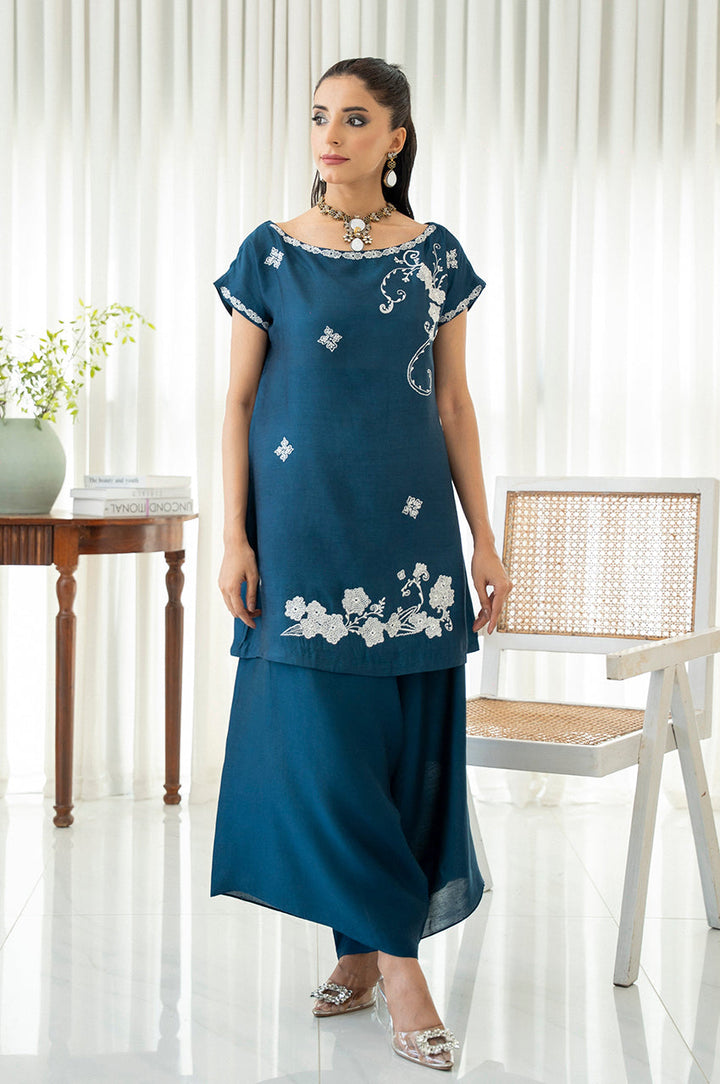 Liyaana From Nizka By Nida Rehan RTW Embroidered Silk Blend 2 Piece Suit Midnight Petal - Festive Collection