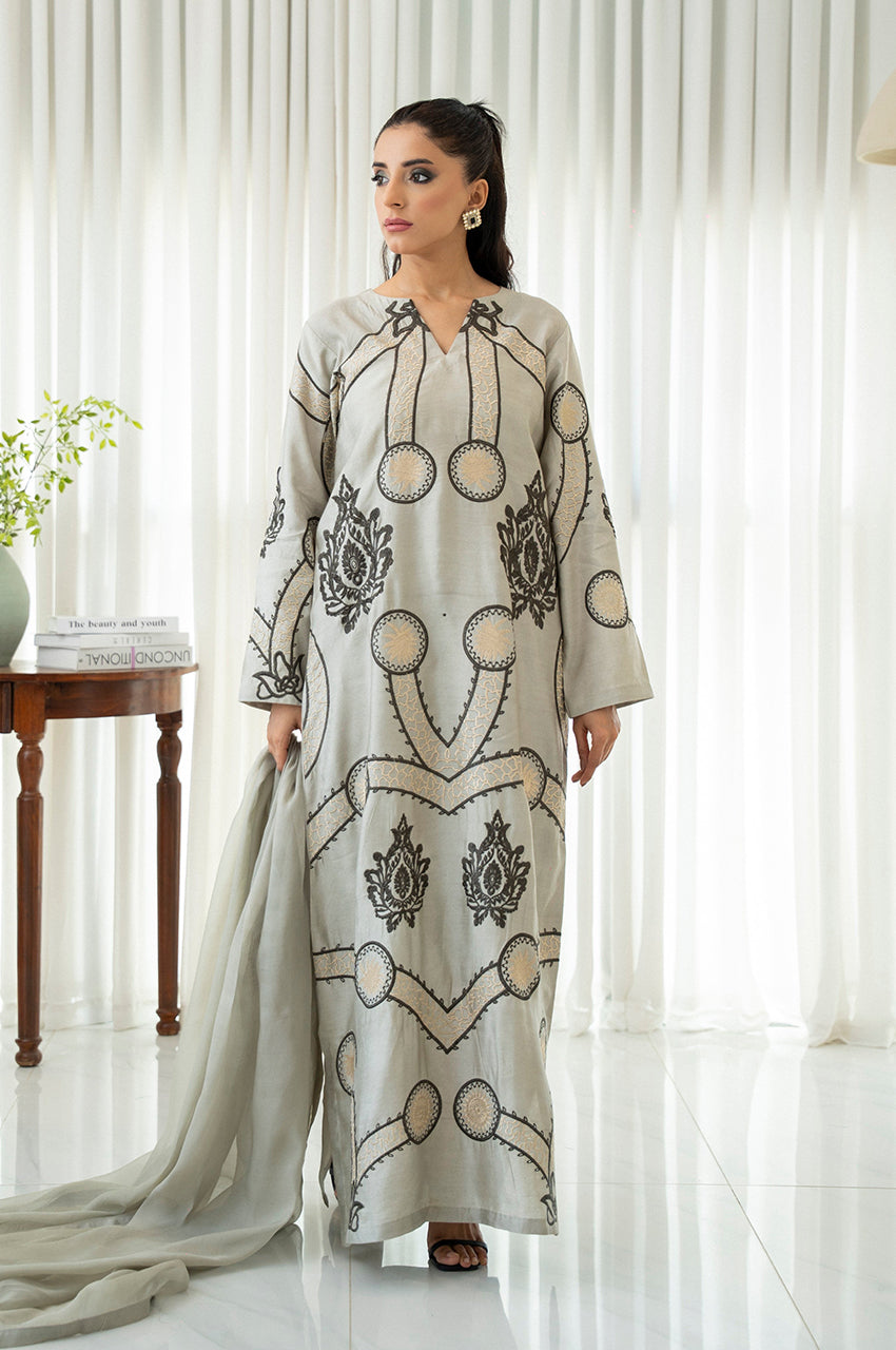Liyaana From Nizka By Nida Rehan RTW Embroidered Luxury Silk 3 Piece Suit Monarch Crest - Festive Collection