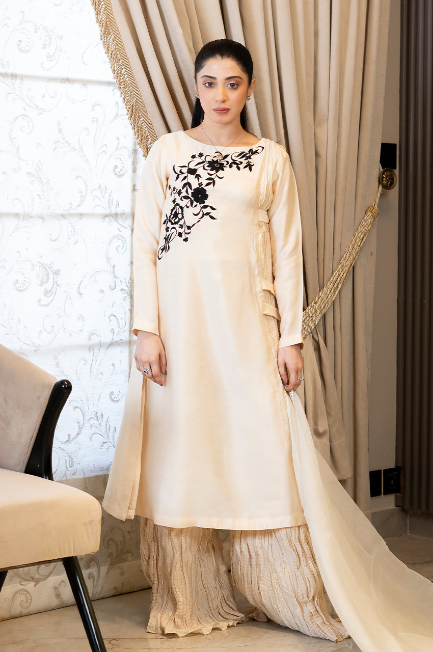 Liyaana From Nizka By Nida Rehan RTW Embroidered Silk & Organza 3 Piece Suit Ivory Bloom - Festive Collection