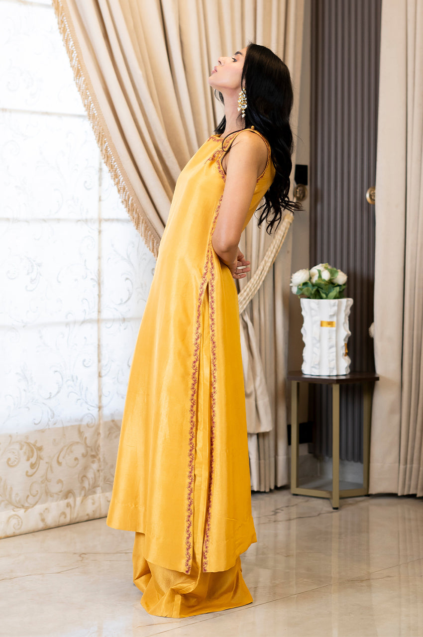 Liyaana From Nizka By Nida Rehan RTW Solids Premium Georgette 2 Piece Suit Golden Aura - Casual Collection