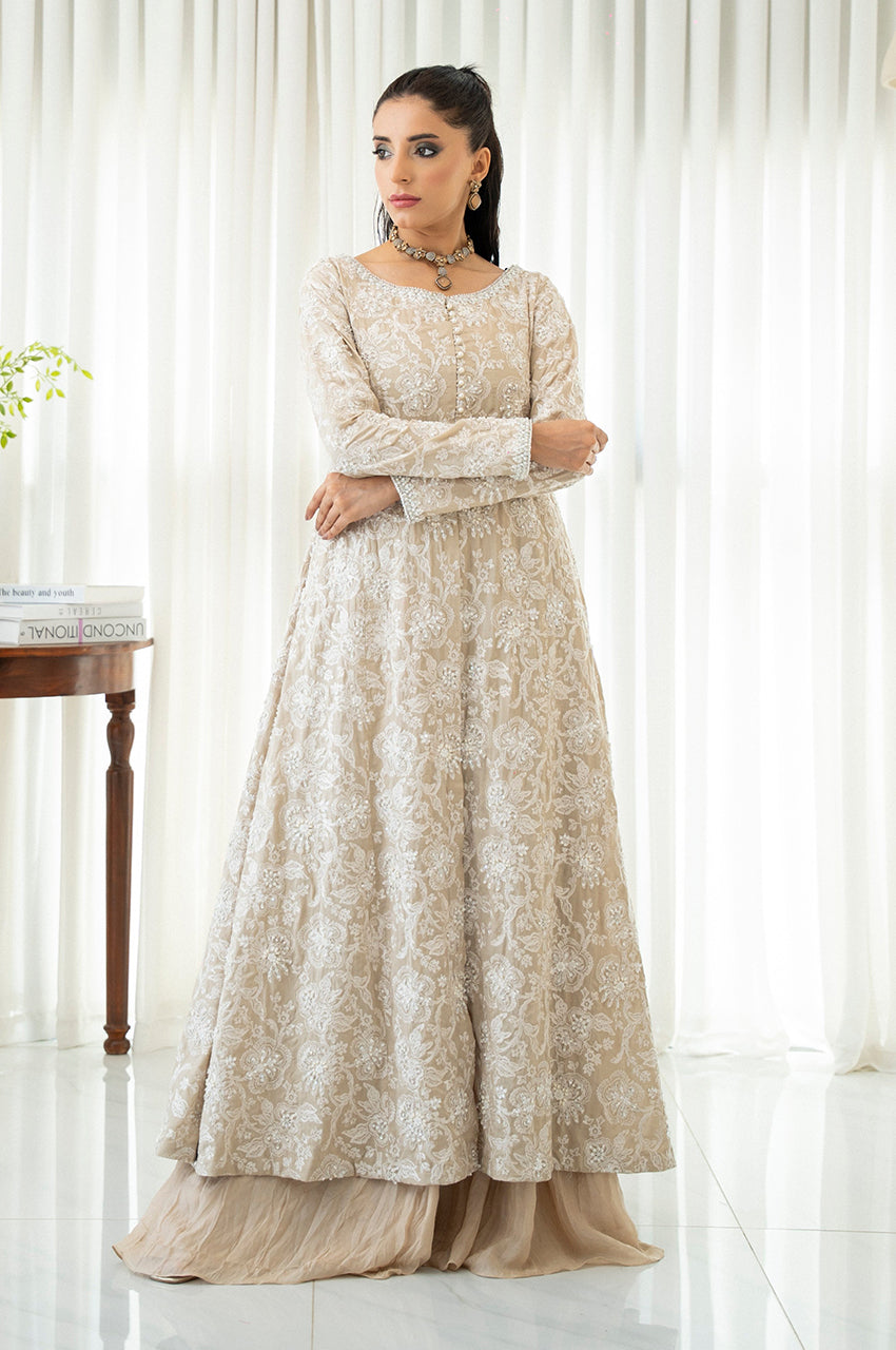 Liyaana From Nizka By Nida Rehan RTW Embroidered Pure Heavy Silk 3 Piece Suit Moonlit Ivory - Festive Collection