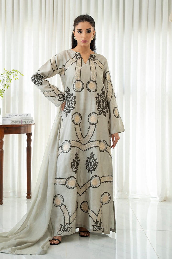 Liyaana From Nizka By Nida Rehan RTW Embroidered Luxury Silk 3 Piece Suit Monarch Crest - Festive Collection