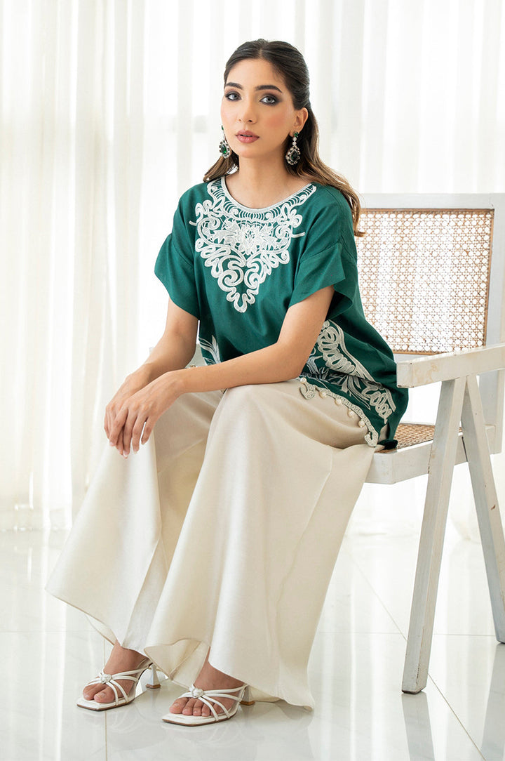 Liyaana From Nizka By Nida Rehan RTW Embroidered Raw Silk 2 Piece Suit Azure Crest - Festive Collection