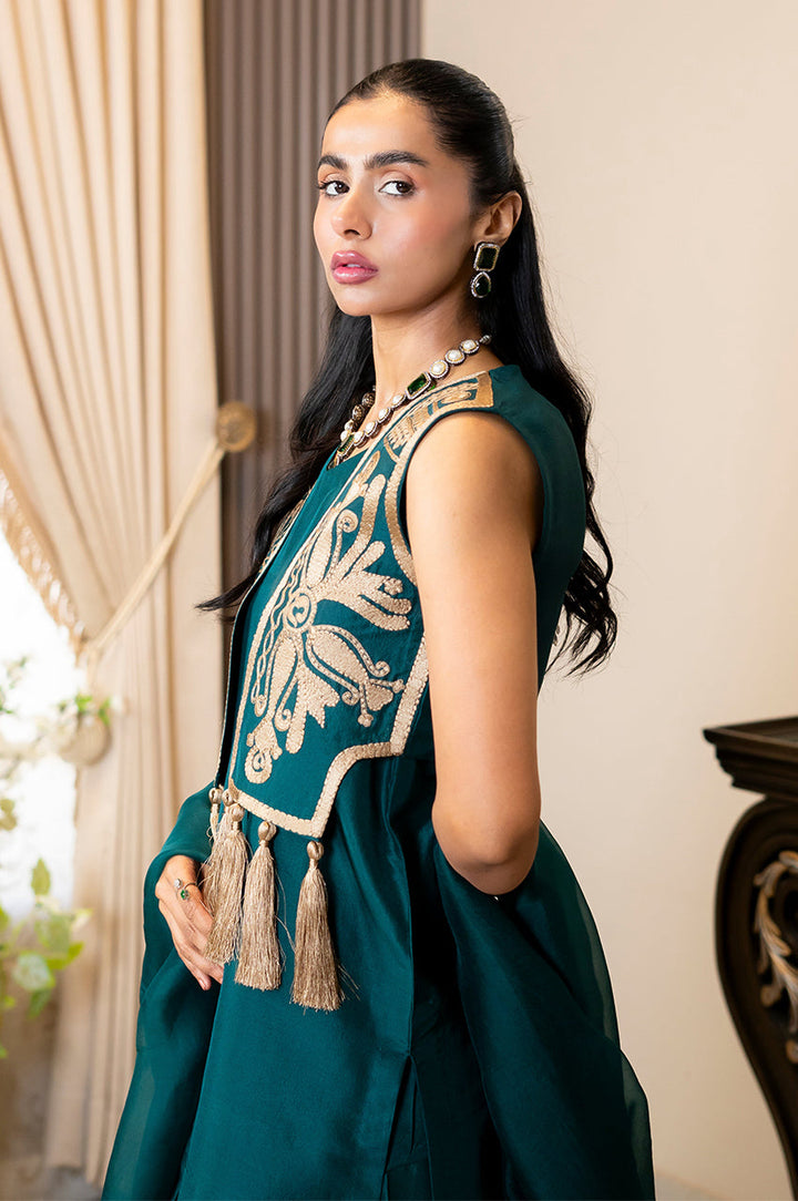 Liyaana From Nizka By Nida Rehan RTW Embroidered Silk 3 Piece Suit Emerald royale - Festive Collection