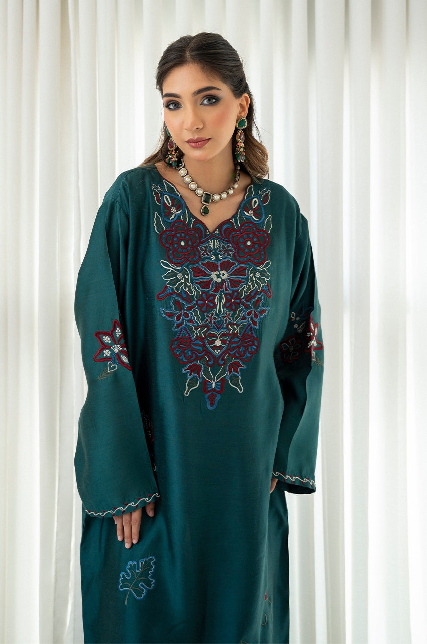 Liyaana From Nizka By Nida Rehan RTW Embroidered Silk Blend 2 Piece Suit Midnight Garden - Festive Collection