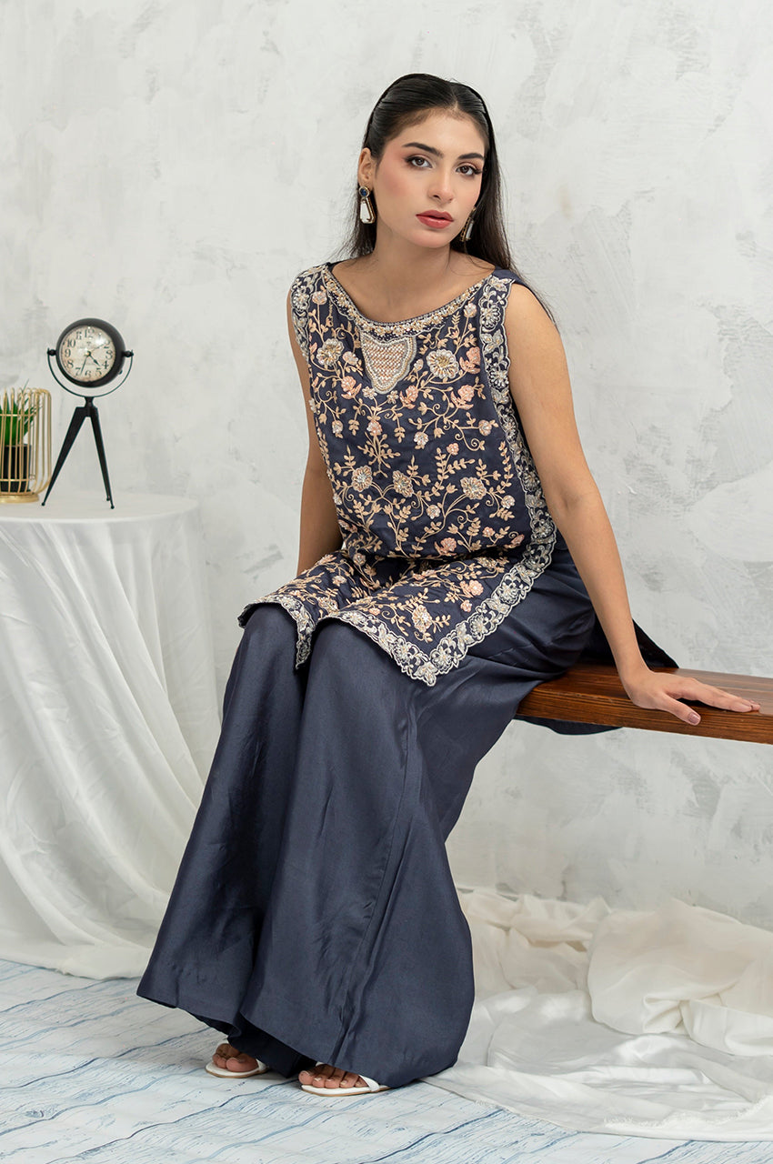 Liyaana From Nizka By Nida Rehan RTW Embroidered Heavy Silk 3 Piece Suit Midnight Ivy - Festive Collection