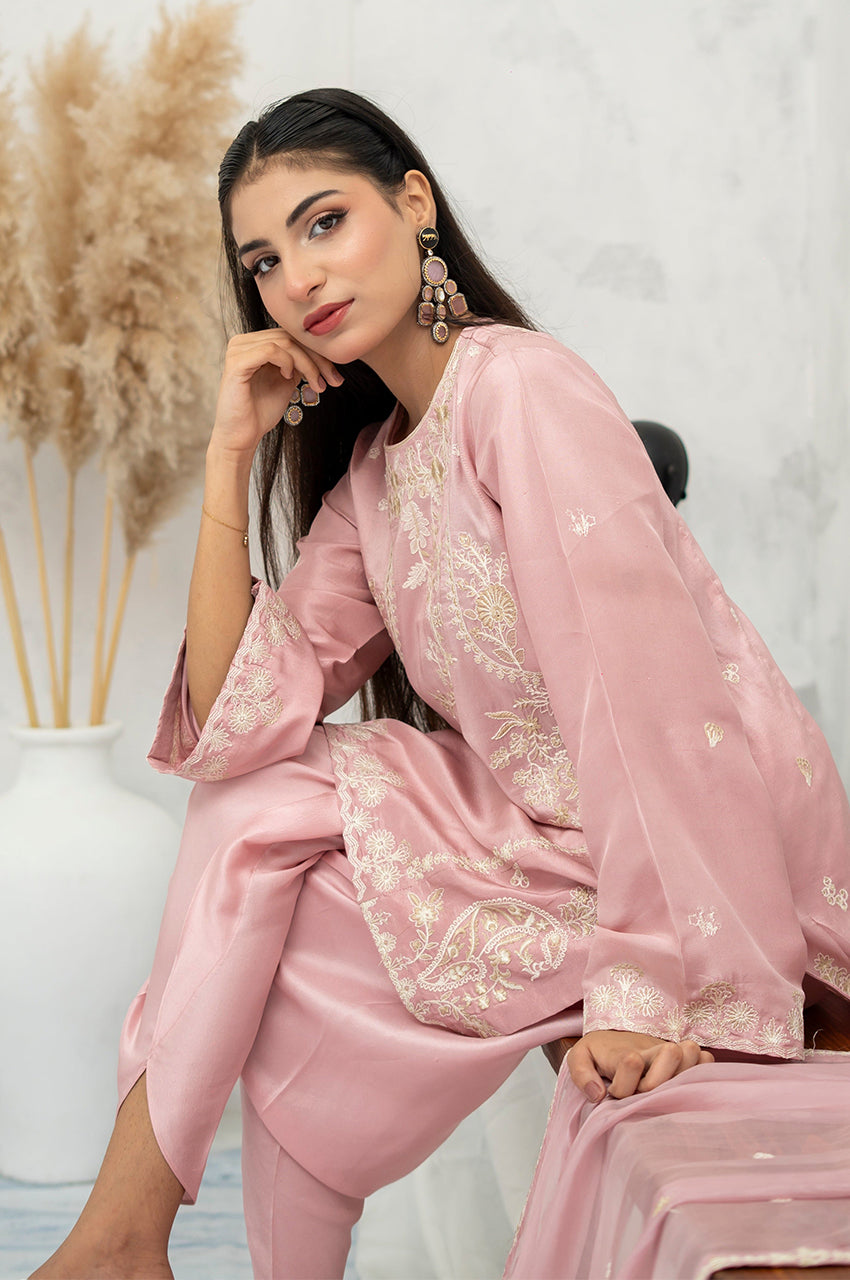 Liyaana From Nizka By Nida Rehan RTW Embroidered Premium Silk 3 Piece Suit Blush Reverie - Festive Collection