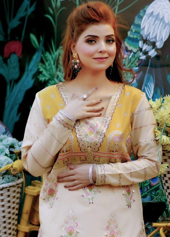 Insiya Clothing Embroidered Lawn Suits Unstitched 3 Piece INS23L Code-03 - Luxury Summer Collection