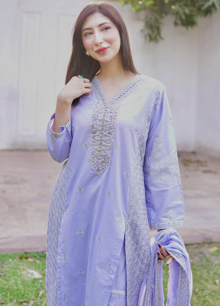 Insiya Clothing Embroidered Lawn Suits Unstitched 3 Piece INS23LE Design 101 - Eid Collection