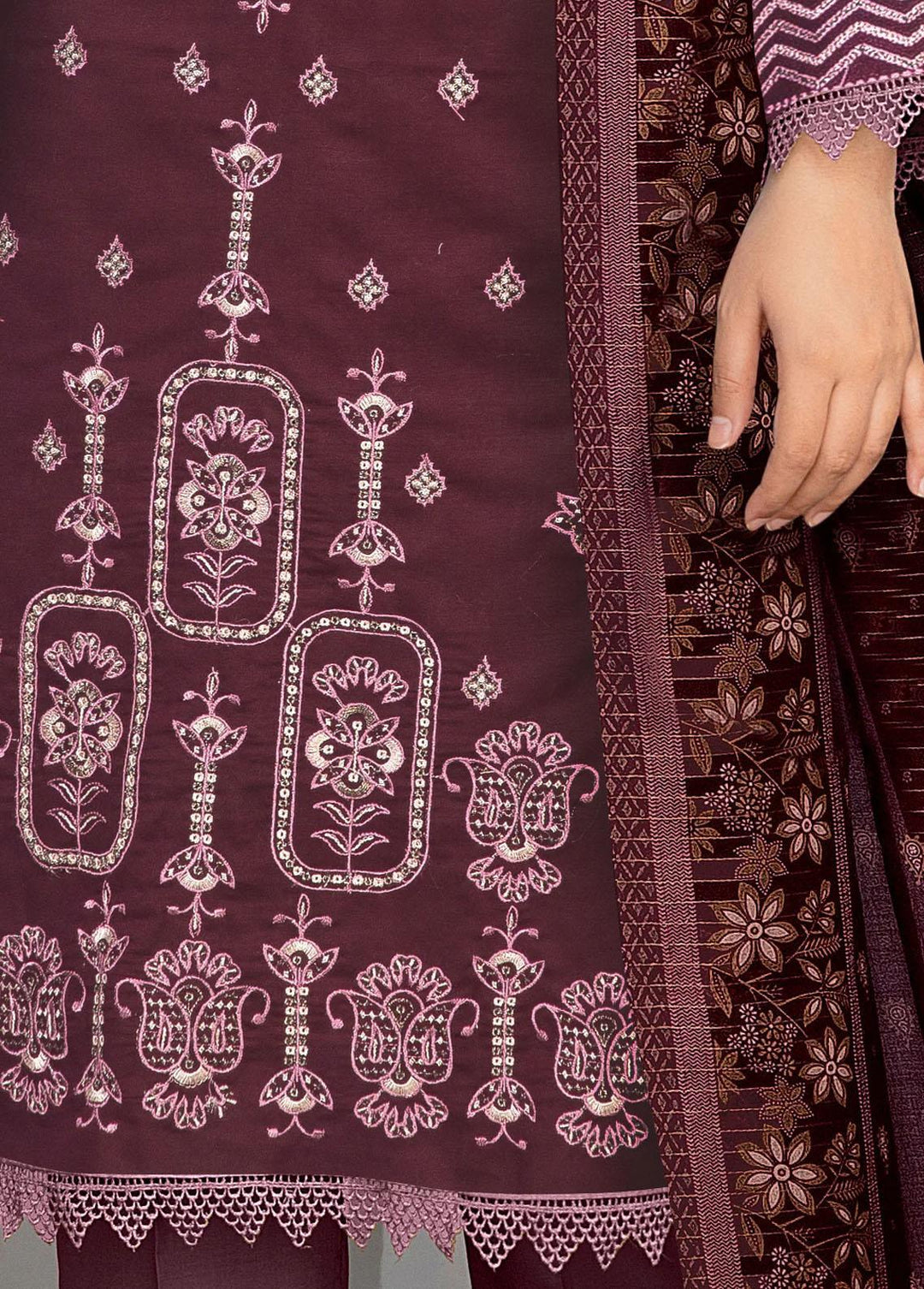 Insiya Clothing Embroidered Lawn Suits Unstitched 3 Piece INS23ME 05 - Eid Collection