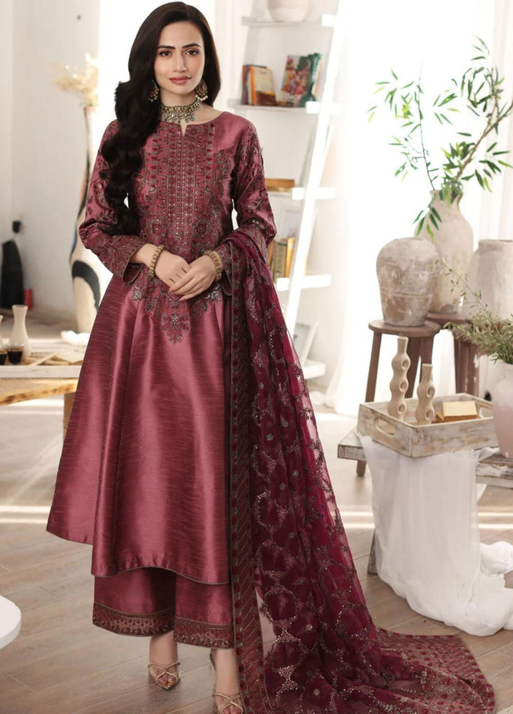 Mohagni Pret Embroidered Raw Silk 3 Piece Suit SMGS-07 RESHAM