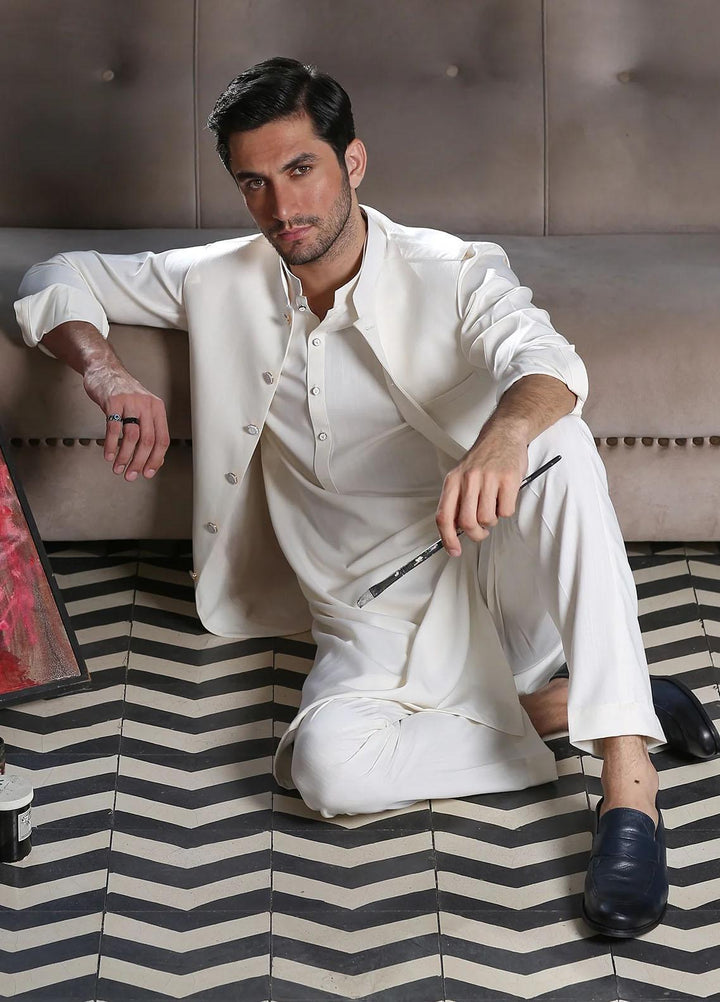 Istor Wash N Wear Formal Men Waistcoat -  MARVELOUS BUTTER CREAM IST-148