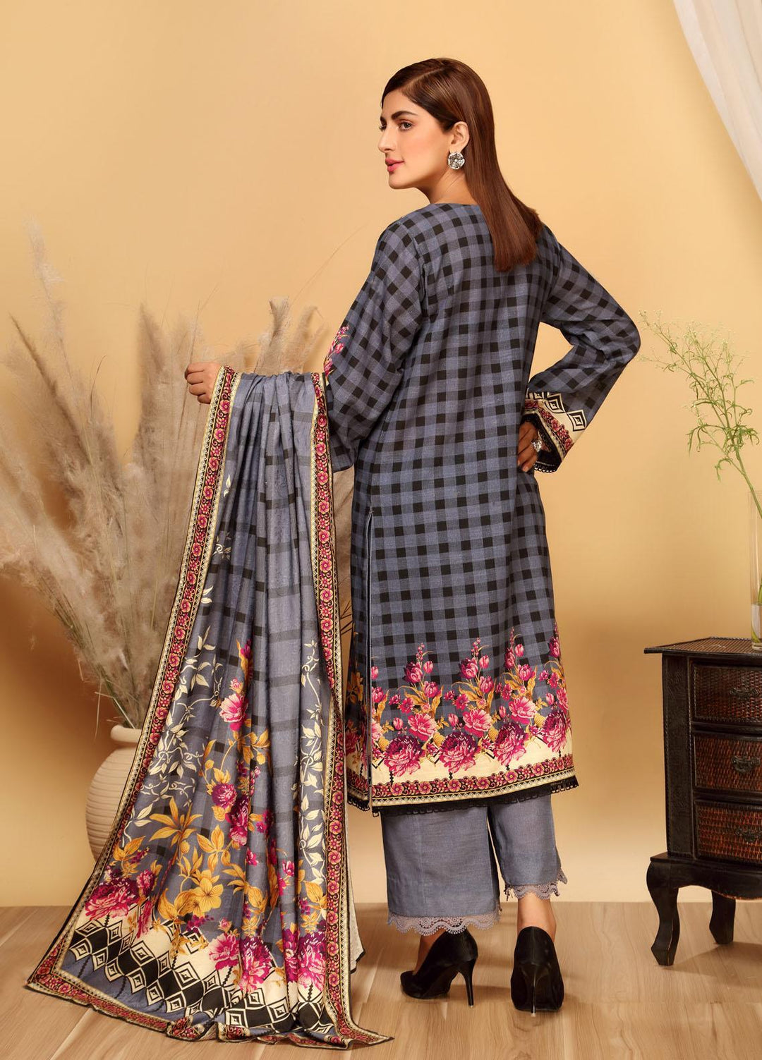 Ittehad Textiles Printed Khaddar Suits Unstitched 3 Piece IT21GK LF-GK-2117B - Winter Collection
