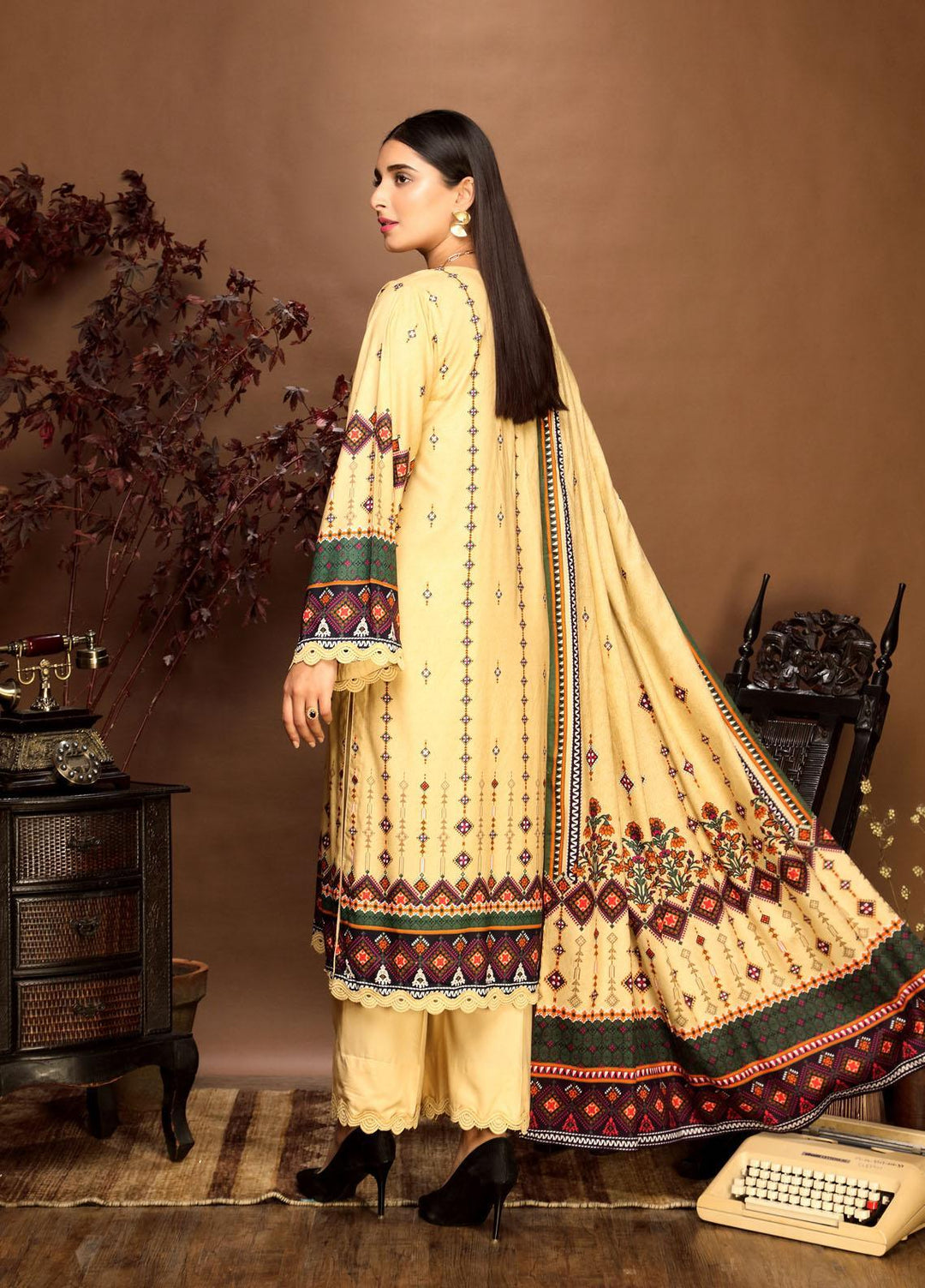 Ittehad Textiles Printed Linen Suits Unstitched 3 Piece IT21PL LF-GN-21703B - Winter Collection