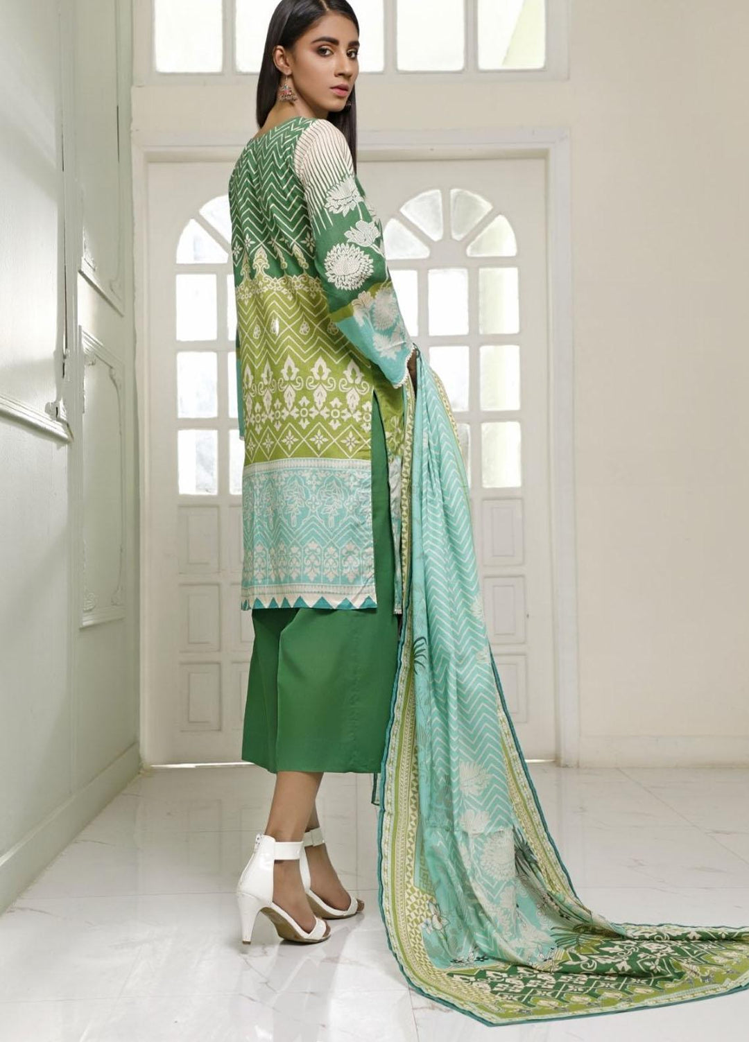 Ittehad Textiles Printed Lawn Suits Unstitched 3 Piece IT21CL LF-CL-21115B - Summer Collection