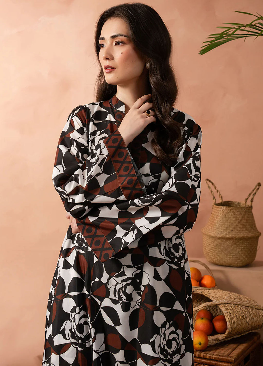 Izel Pret Printed Lawn 2 Piece Suit Velora