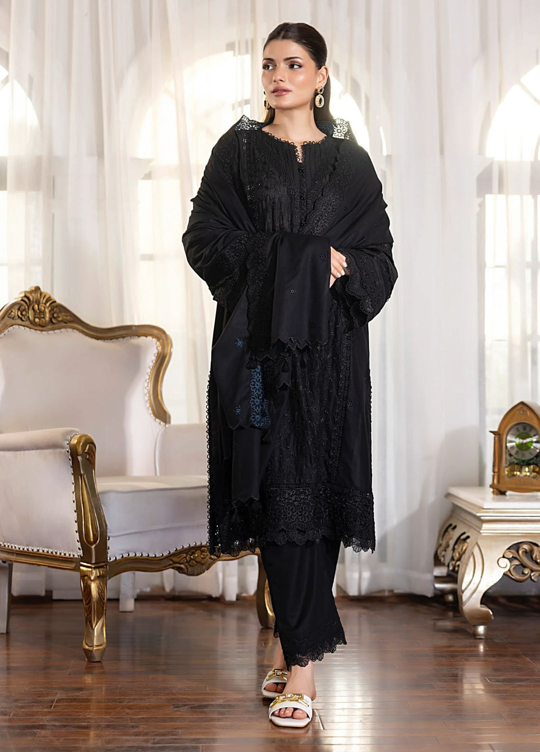 Komal by Lakhany Embroidered Lawn Suits Unstitched 3 Piece LSM25KM LG-RK-0028 - Summer Collection