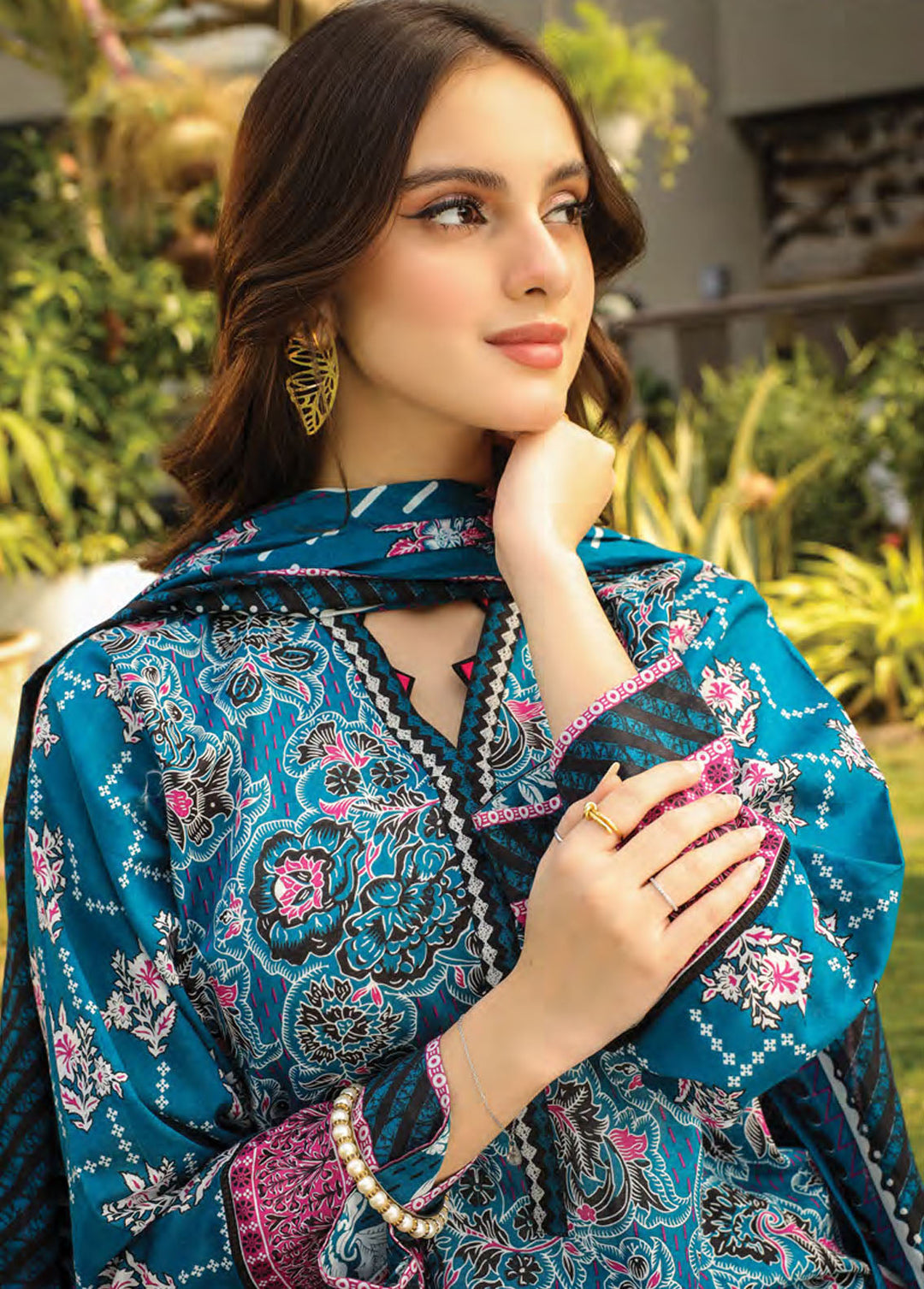 Komal Prints By Lakhany Printed Lawn Suits Unstitched 3 Piece LSM24KP LG-MM-0012-B - Summer Collection