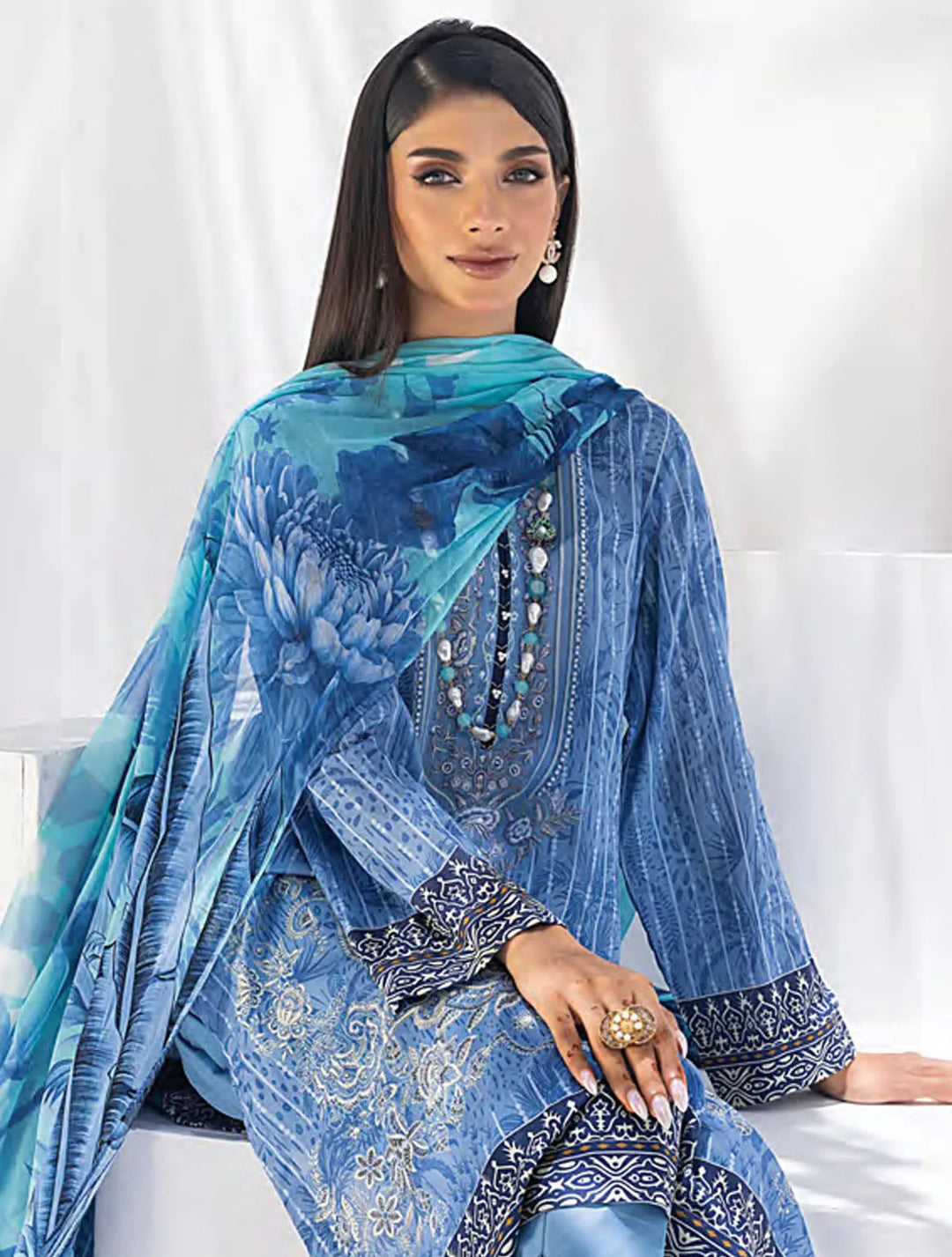 Komal Signature Prints By Lakhany Printed Lawn Suit Unstitched 3 Piece LSM24KS LG-MM-0101 - Summer Collection