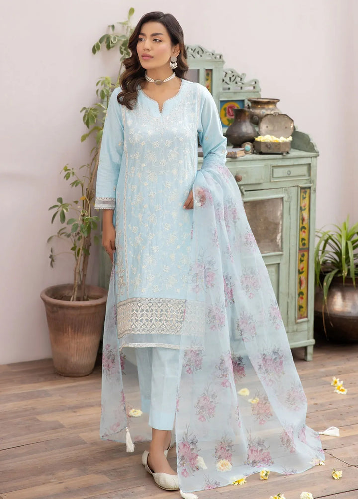 La Rosa Pret Embroidered Lawn 3 Piece Suit LE-24-09 Light Blue