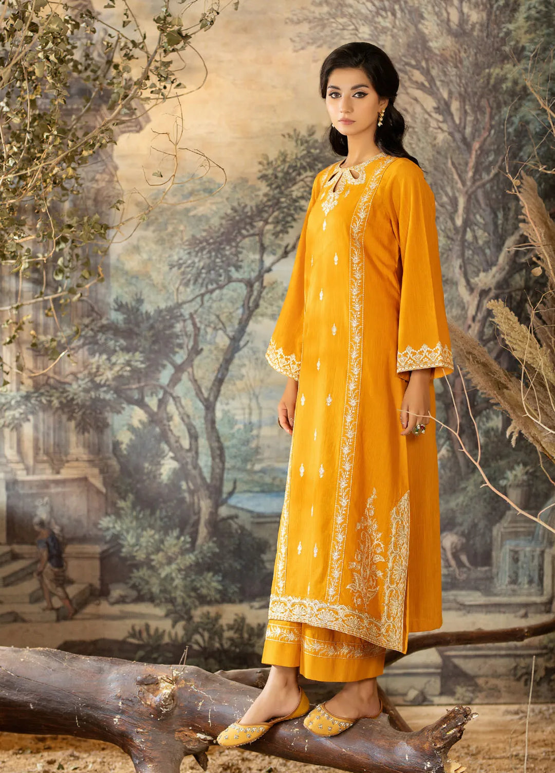 La Rosaa Pret Embroidered Khaddar 2 Piece Suit LW2-06