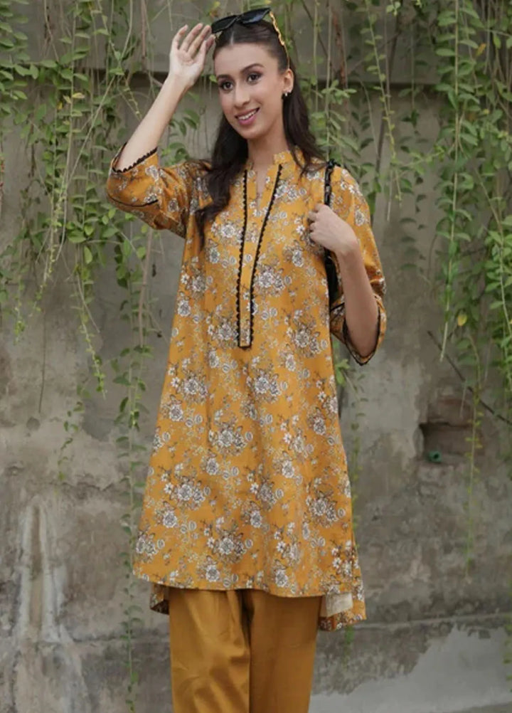 La Rosaa Pret Printed Khaddar 2 Piece Suit Aria