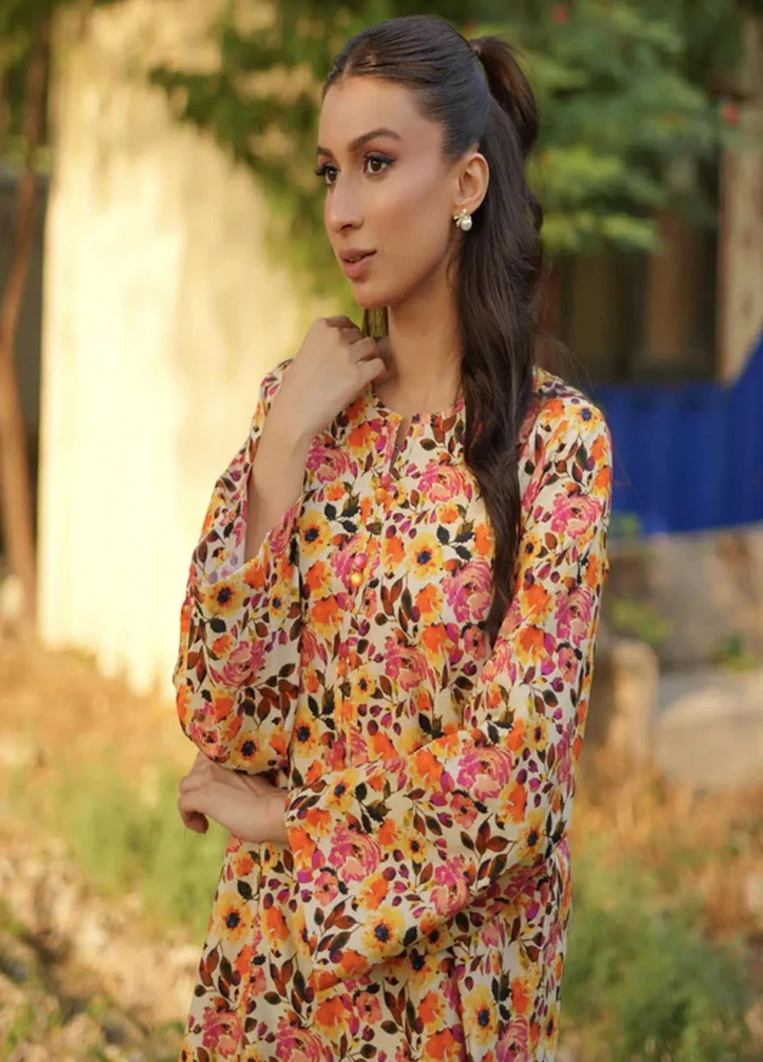 La Rosaa Pret Printed Khaddar 2 Piece Suit Dahlia