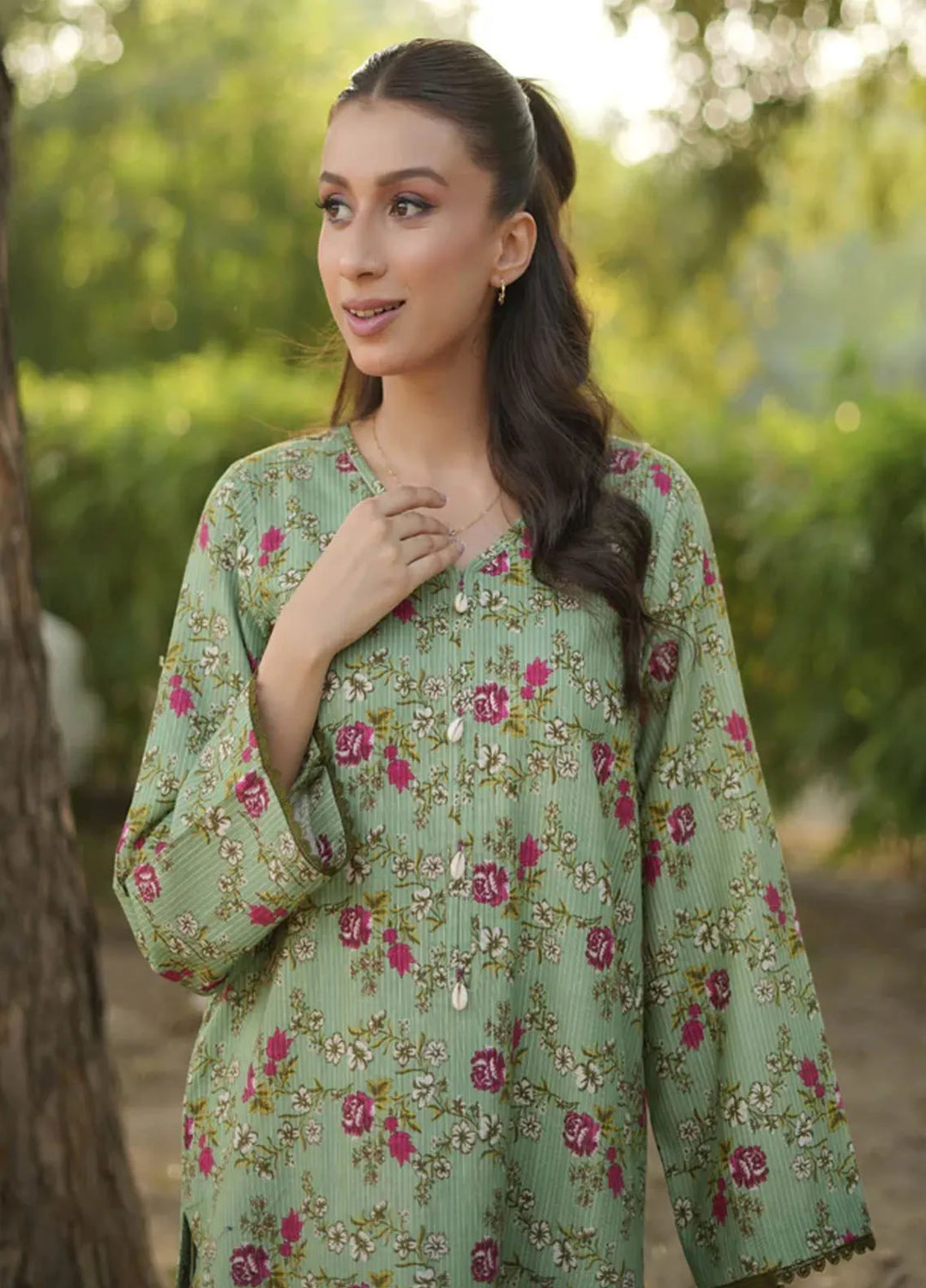 La Rosaa Pret Printed Khaddar 2 Piece Suit Florabeu