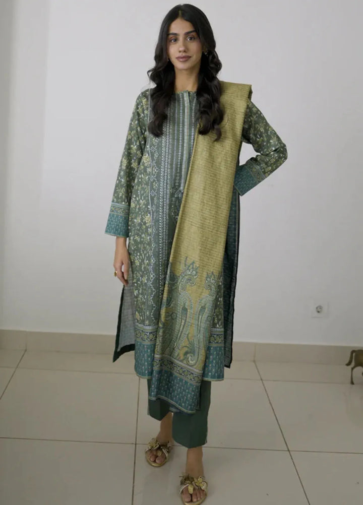 La Rosaa Pret Printed Khaddar 3 Piece Suit Gianna