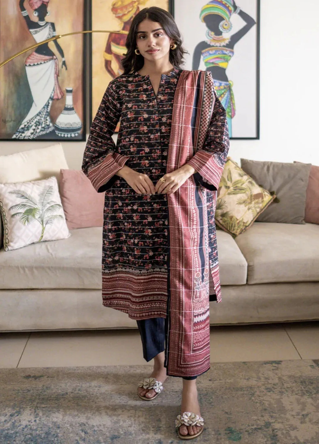 La Rosaa Pret Printed Khaddar 3 Piece Suit Tia