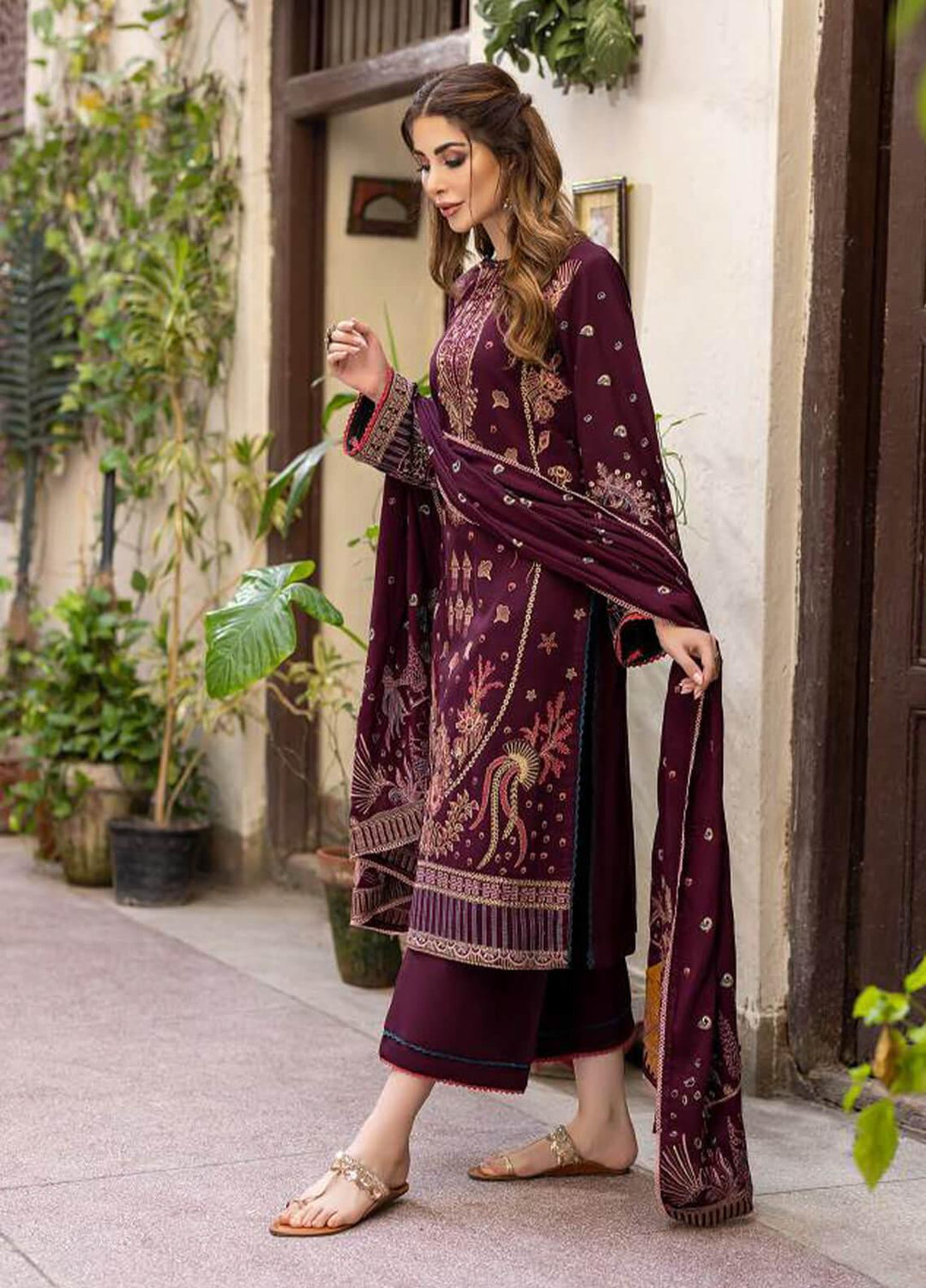 Humdum Winter Laadli by Humdum Embroidered Woolen Suits Unstitched 3 Piece HD22L D-06 ...