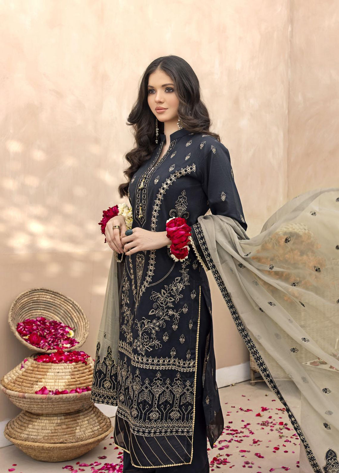 Laadli By Humdum Embroidered Lawn Suits Unstitched 3 Piece HD23L D-01 - Summer Collection