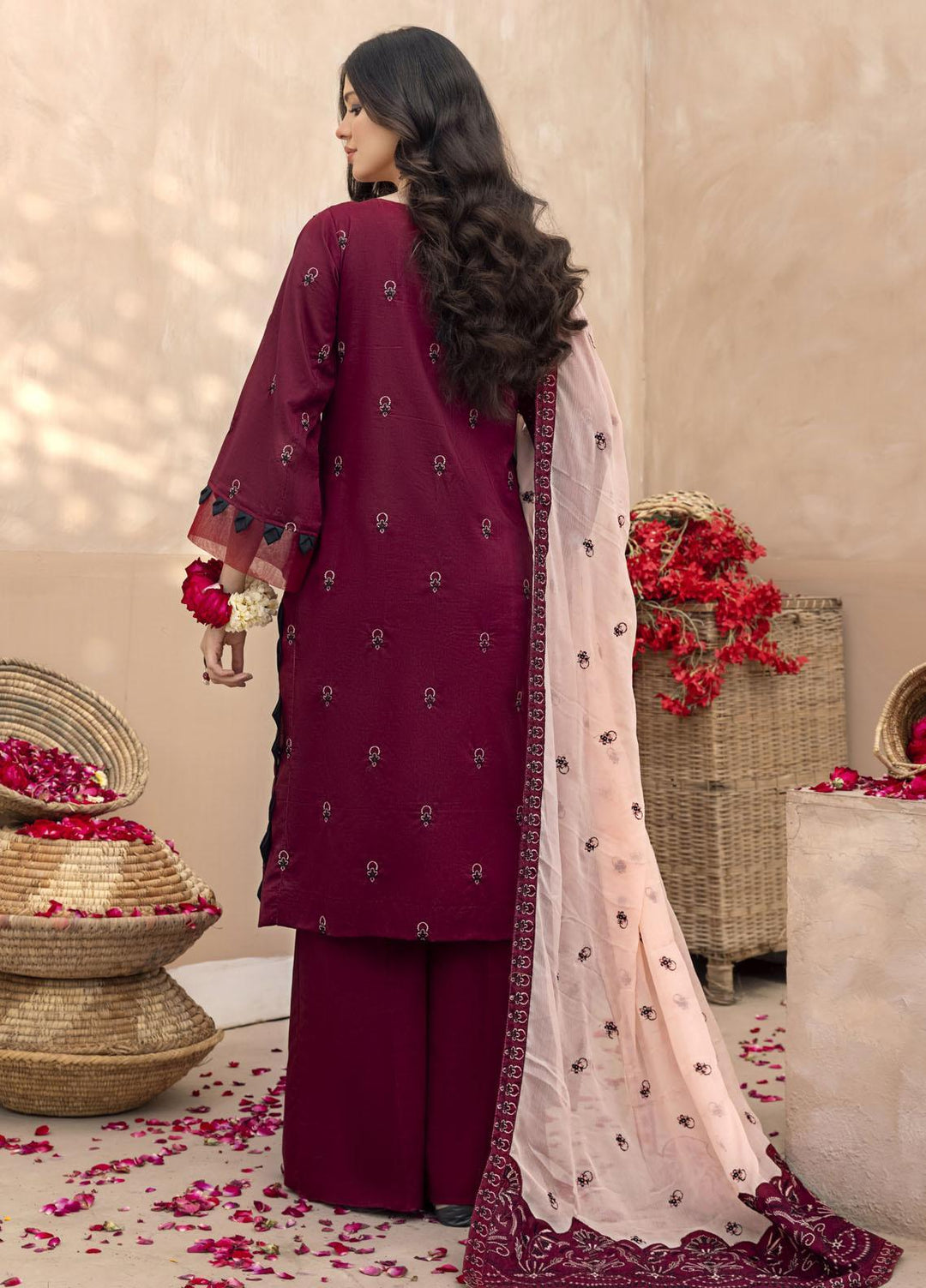 Laadli By Humdum Embroidered Lawn Suits Unstitched 3 Piece HD23L D-03 - Summer Collection