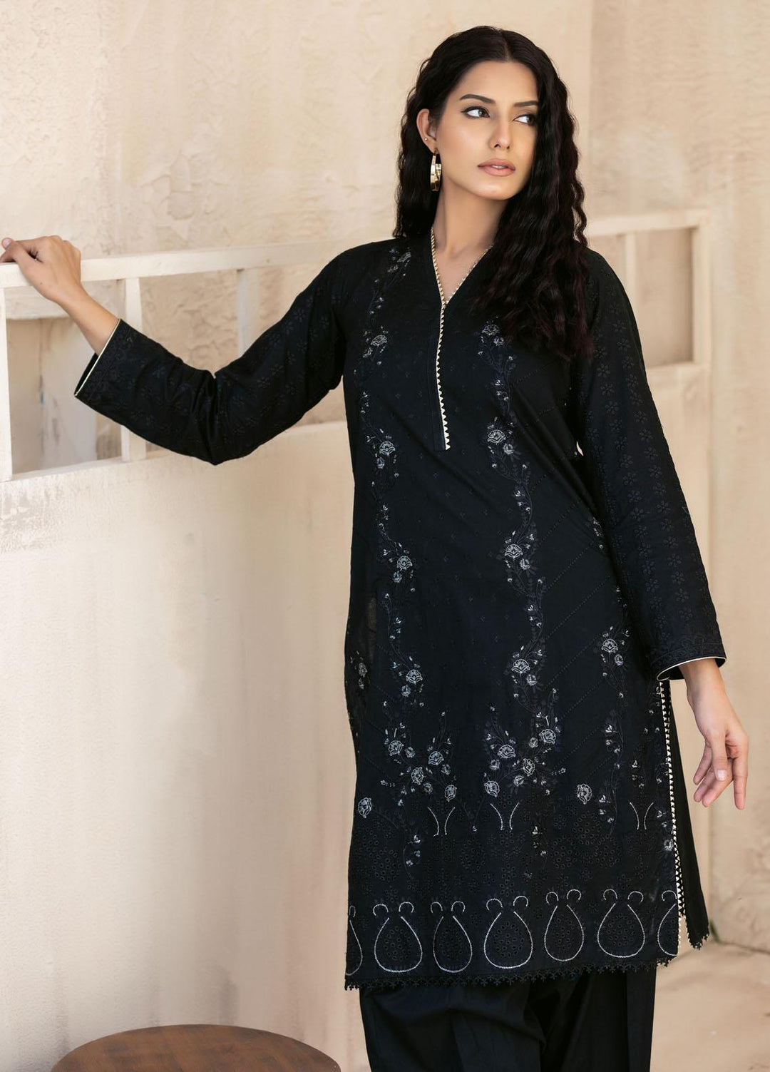 Lakhany Pret Embriodered Cambric Shirt LSM-2635