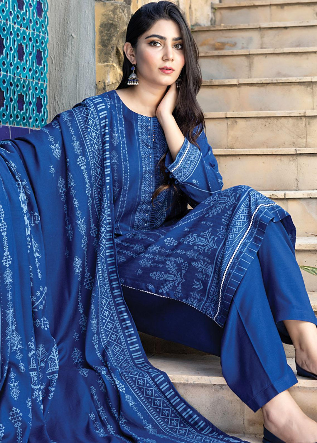 Lakhany Printed Woven Suits Unstitched 3 Piece LSM22-CV2 CVC-1011-B - Winter Collection