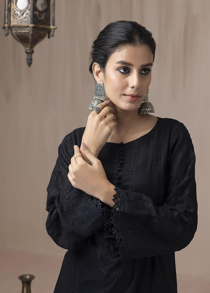 Lakhany Casual Pret Embroidered Cambric Shirt LG-RN-0024-W-EMB-1P